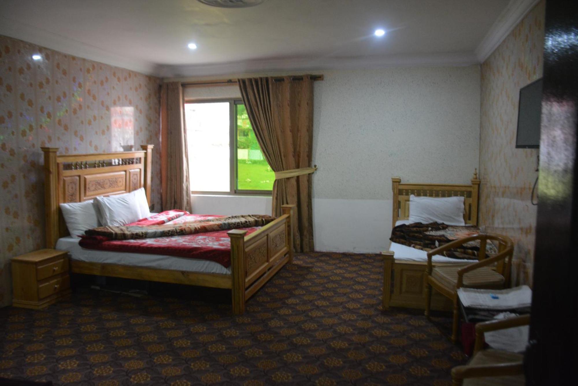 Hotel Pine Hills, Naran Exterior foto