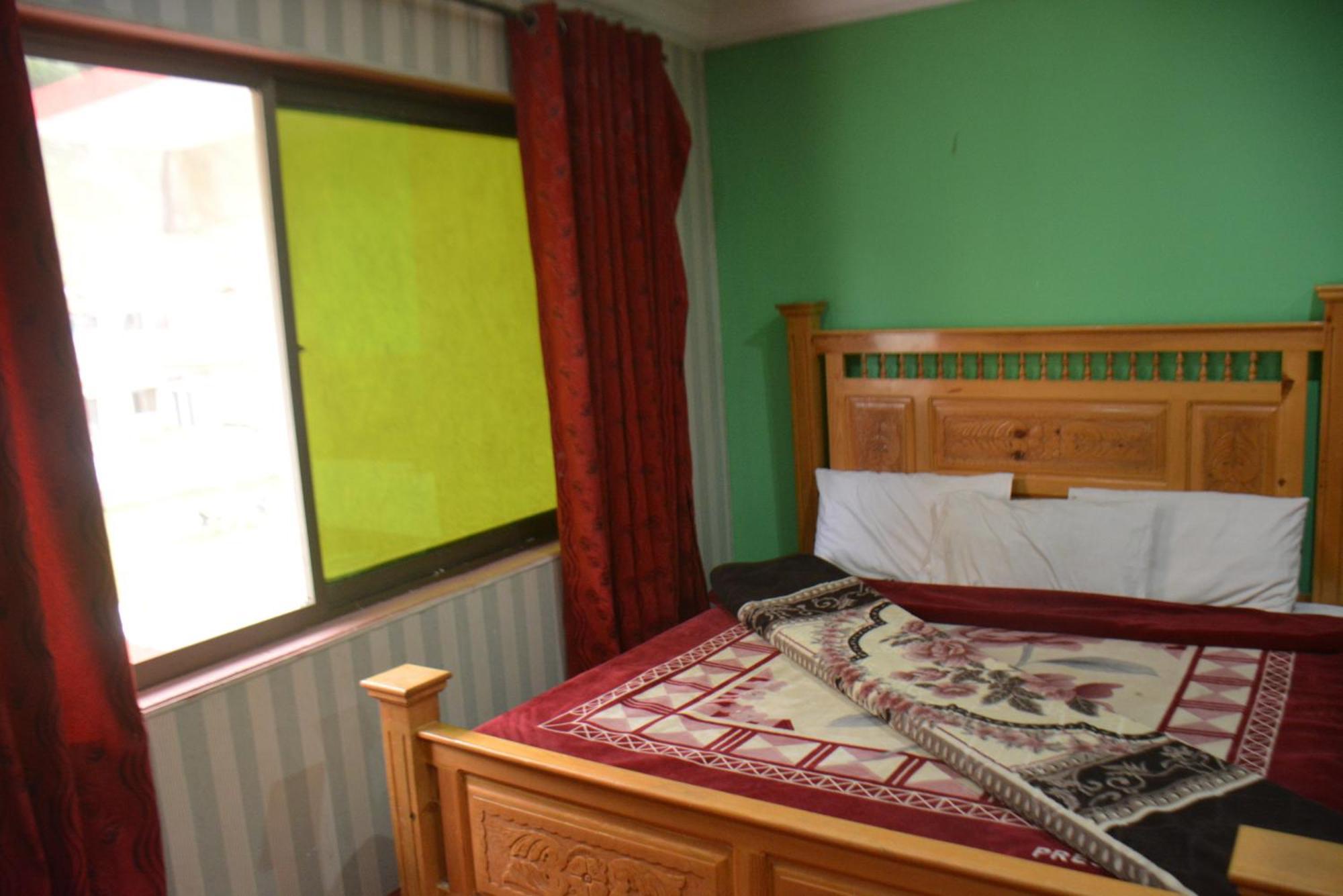 Hotel Pine Hills, Naran Exterior foto